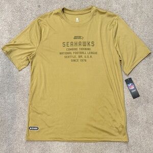 NFL Seattle Seahawks Combine Training Short Sleeve Graphic Tee Size L